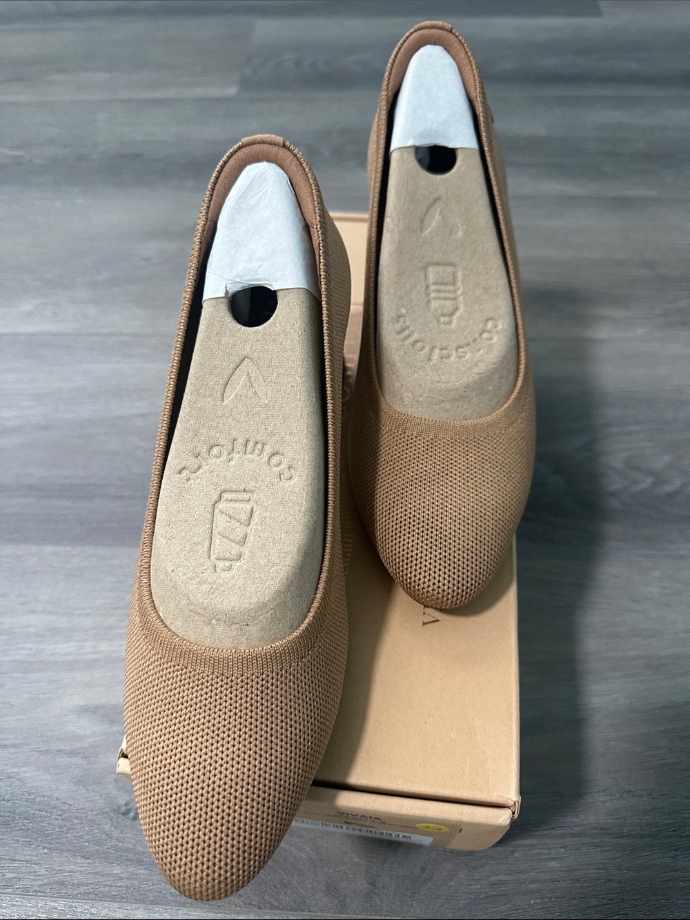 Slip-On Knit Flats in Light Brown — Breathable Everyday Loafers